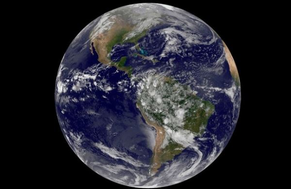 <br />
Ученые РАН предупредили о грядущем потемнении на Земле<br />
