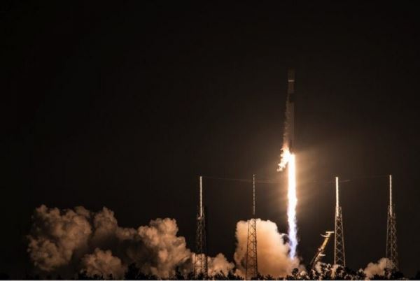 SpaceX устанавливает рекорд по запуску спутников
