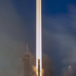Первый коммерческий запуск Falcon Heavy завершился успехом