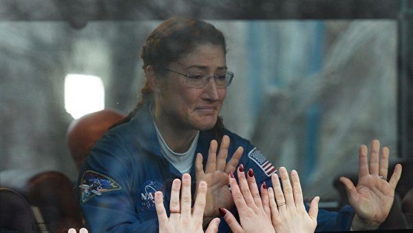 <br />
НАСА установит новый рекорд по жизни в космосе для женщин<br />
